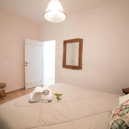 Traditional Village Apartment, Naxos * Koronos