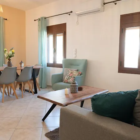 Traditional Village Apartment, Naxos * Koronos
